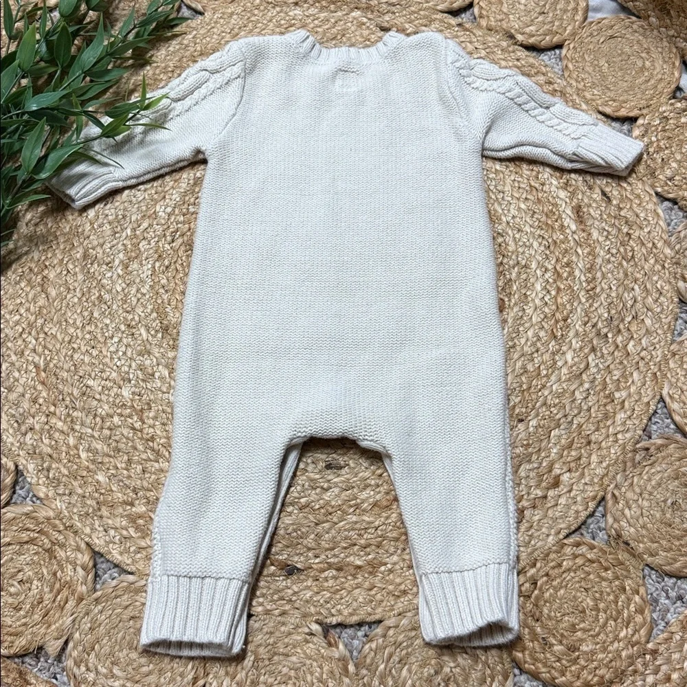Baby Gap Unisex 3-6 Mo Cable Knit Footies.